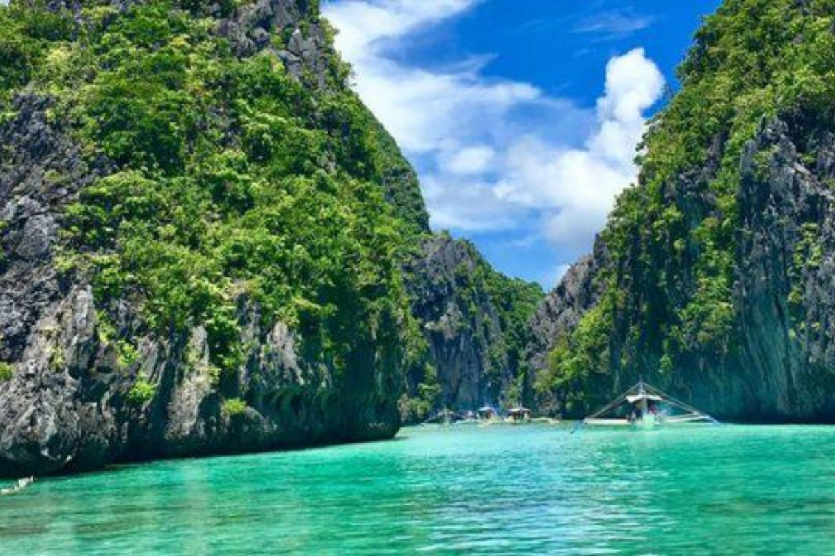 Paddle boarding El Nido, Palawan