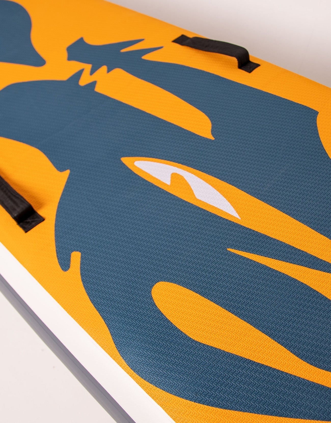 22'0" Dragon MSL Inflatable Paddle Board Package.