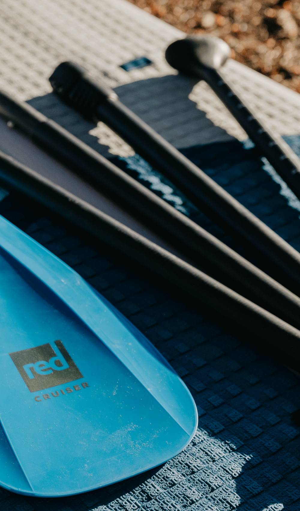 Compact 5-Piece Collapsible Carbon Hybrid SUP Paddle – Red