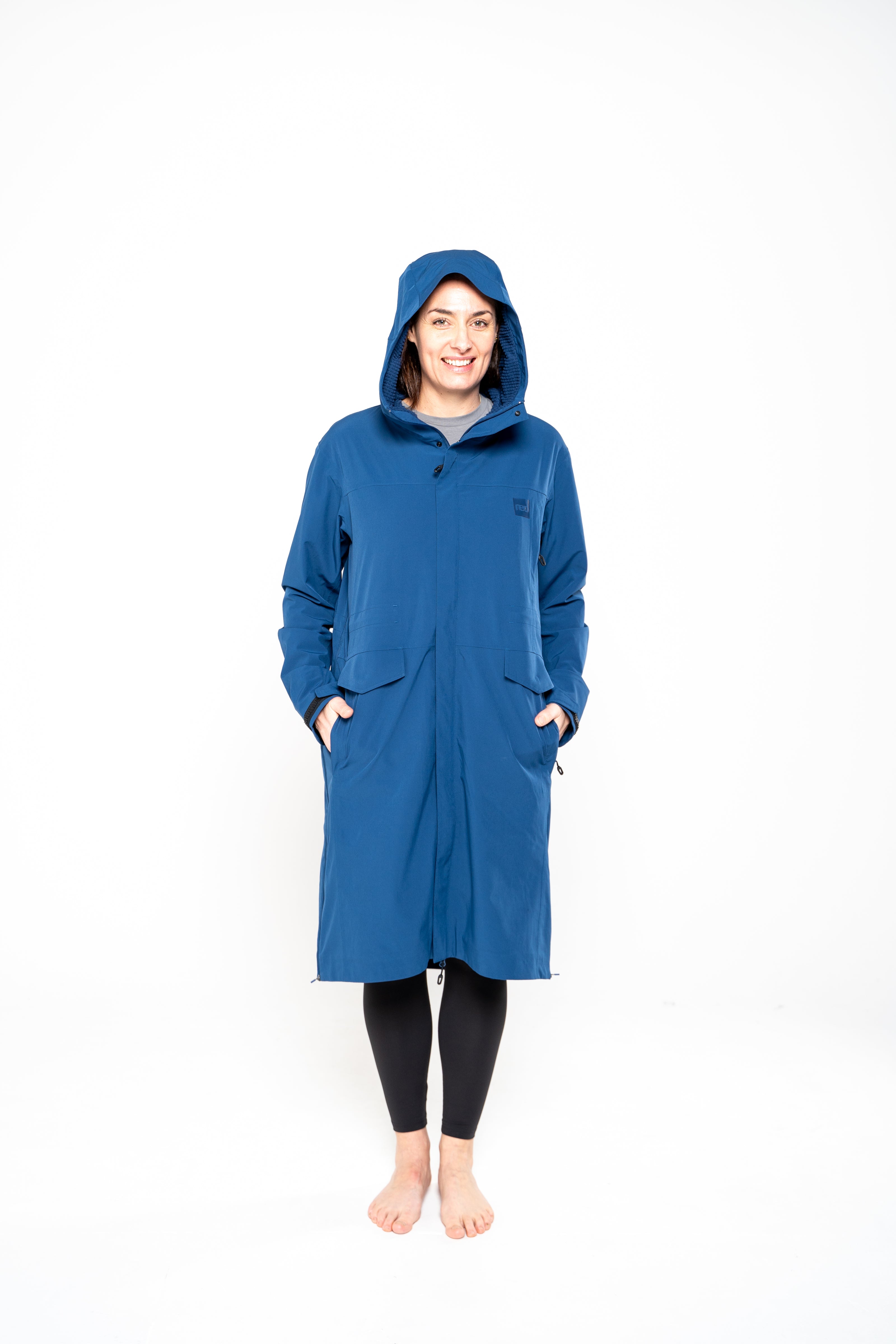 Women's Pursuit Waterproof Lightweight Changing Robe Jacket - Ocean Blue